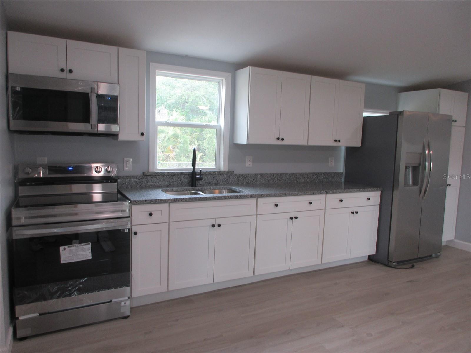 HALFMOON MINI-FARMS - Residential