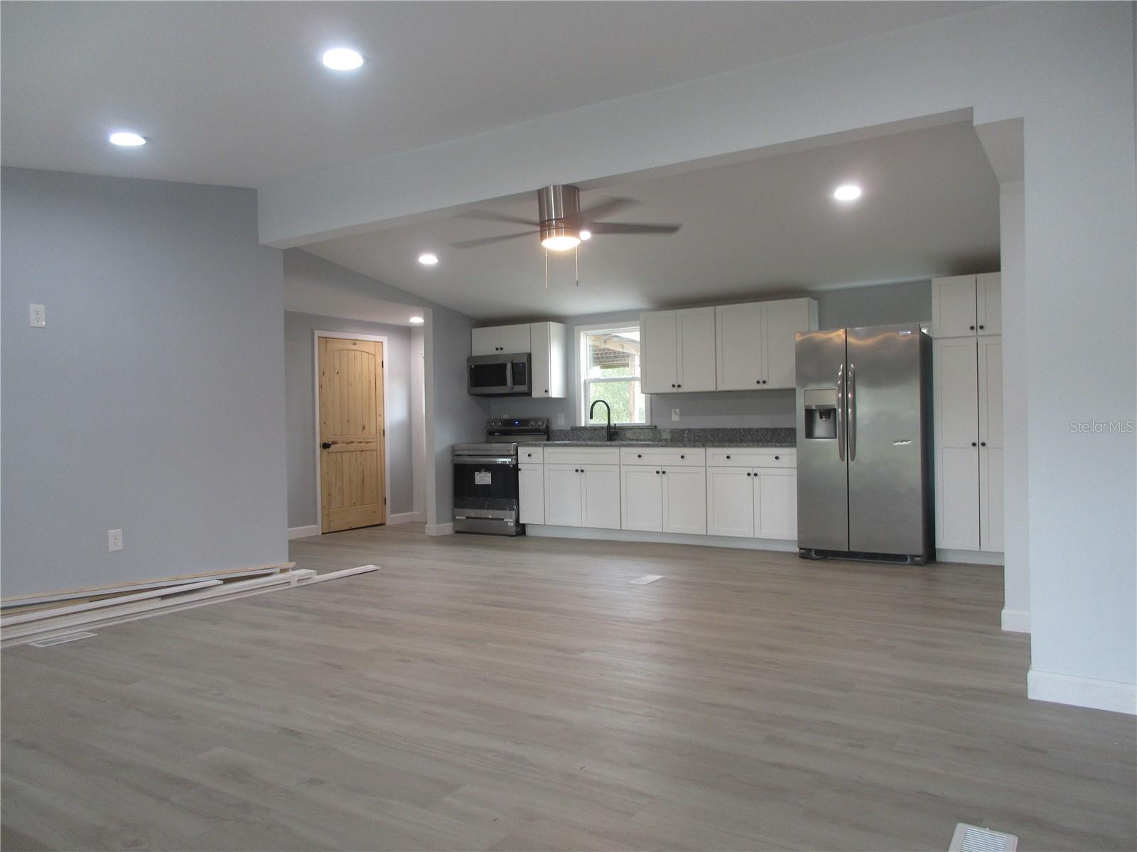 HALFMOON MINI-FARMS - Residential