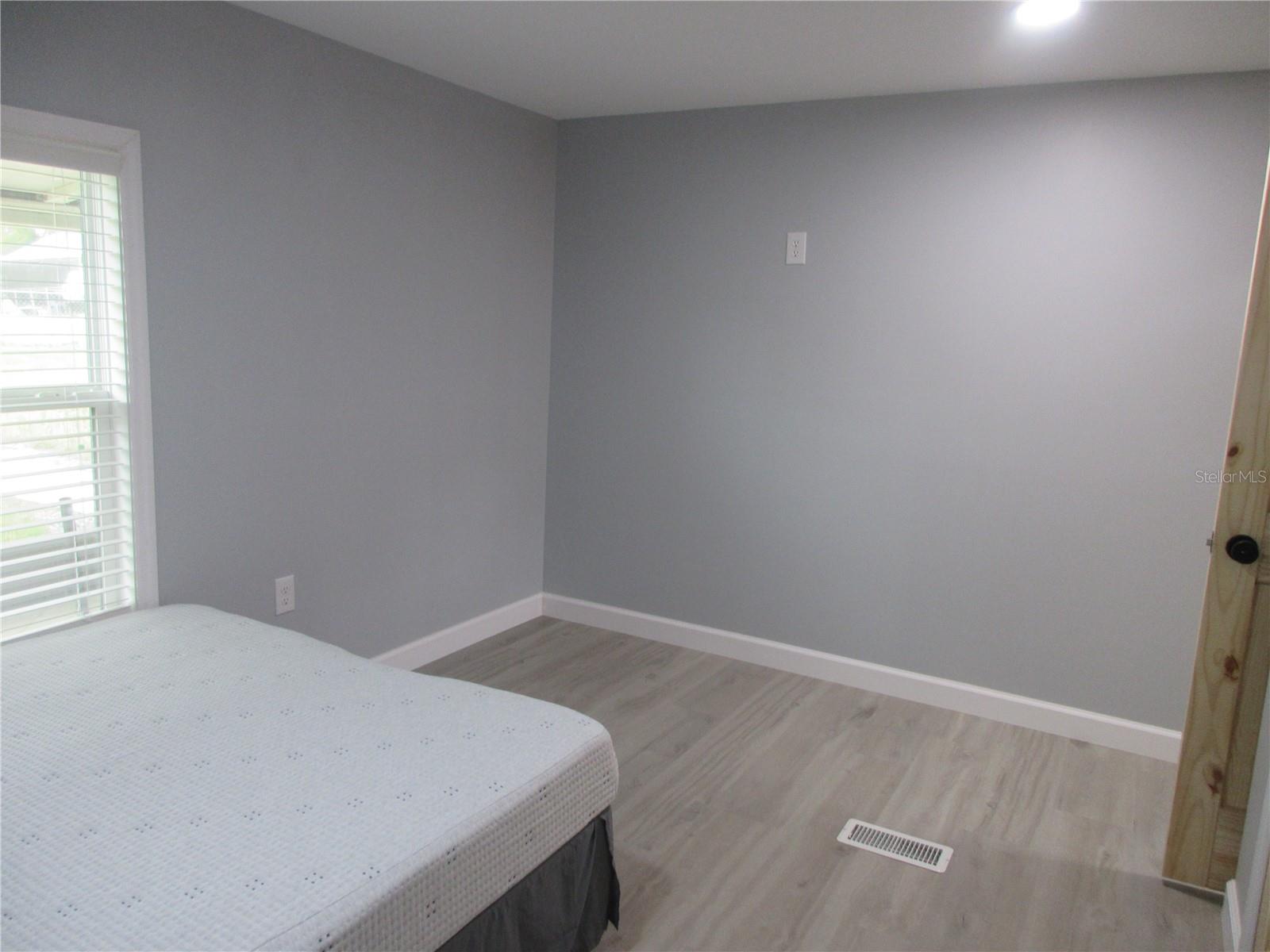 HALFMOON MINI-FARMS - Residential