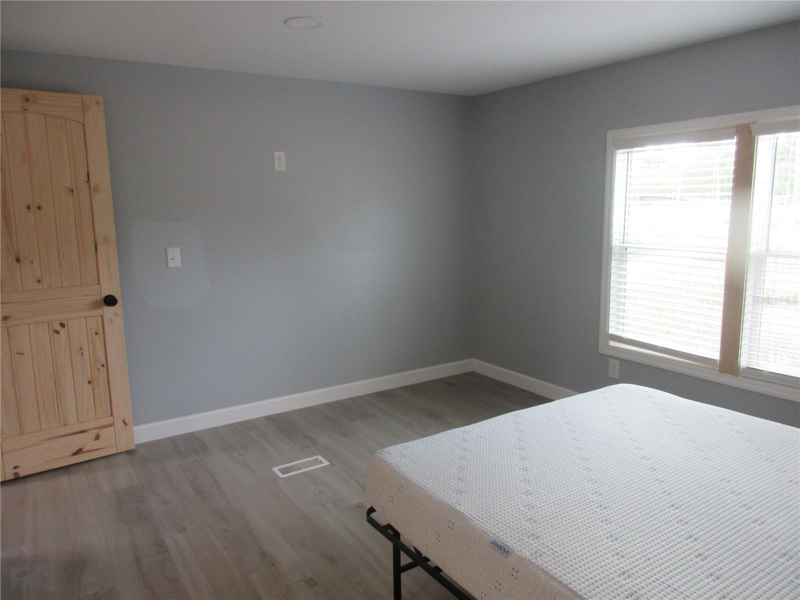 HALFMOON MINI-FARMS - Residential