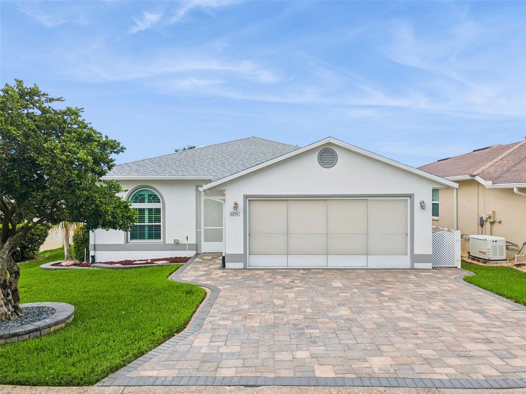 Photo of 6276 Silver Lakes Drive E, Lakeland, FL 33810 (MLS # L4964589)