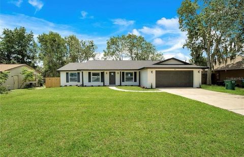 Photo of 1917 Alameda Drive, Deltona, FL 32738 (MLS # V4943084) Photo of 1917 Alameda Drive, Deltona, FL 32738 (MLS # V4943084)