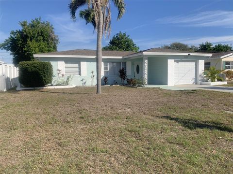 6483 43RD AVENUE N KENNETH CITY FL 33709