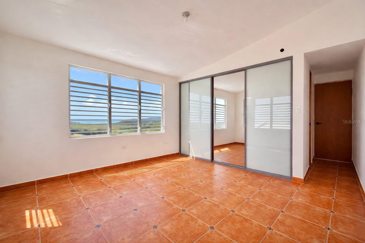 URB. VISTAMAR - Residential