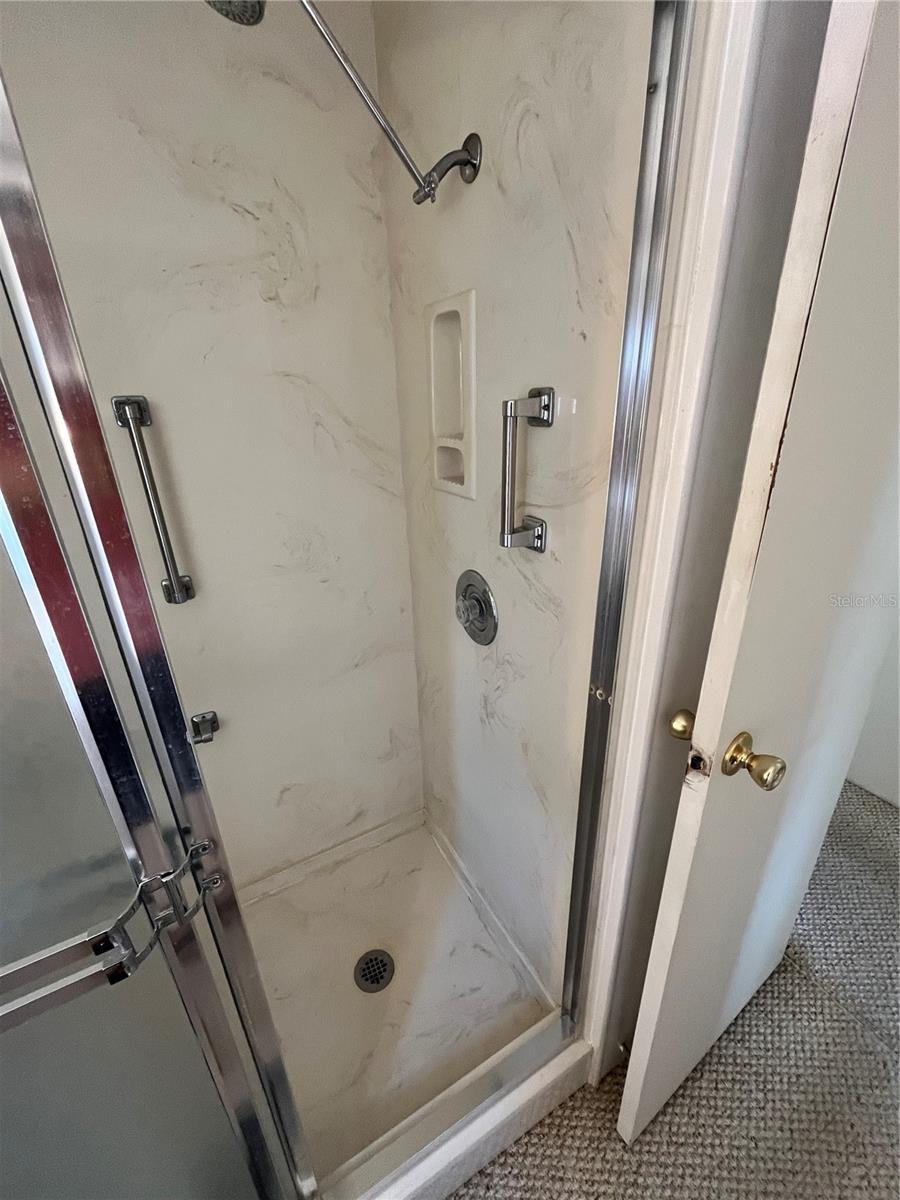 VENICE ISLE - Residential