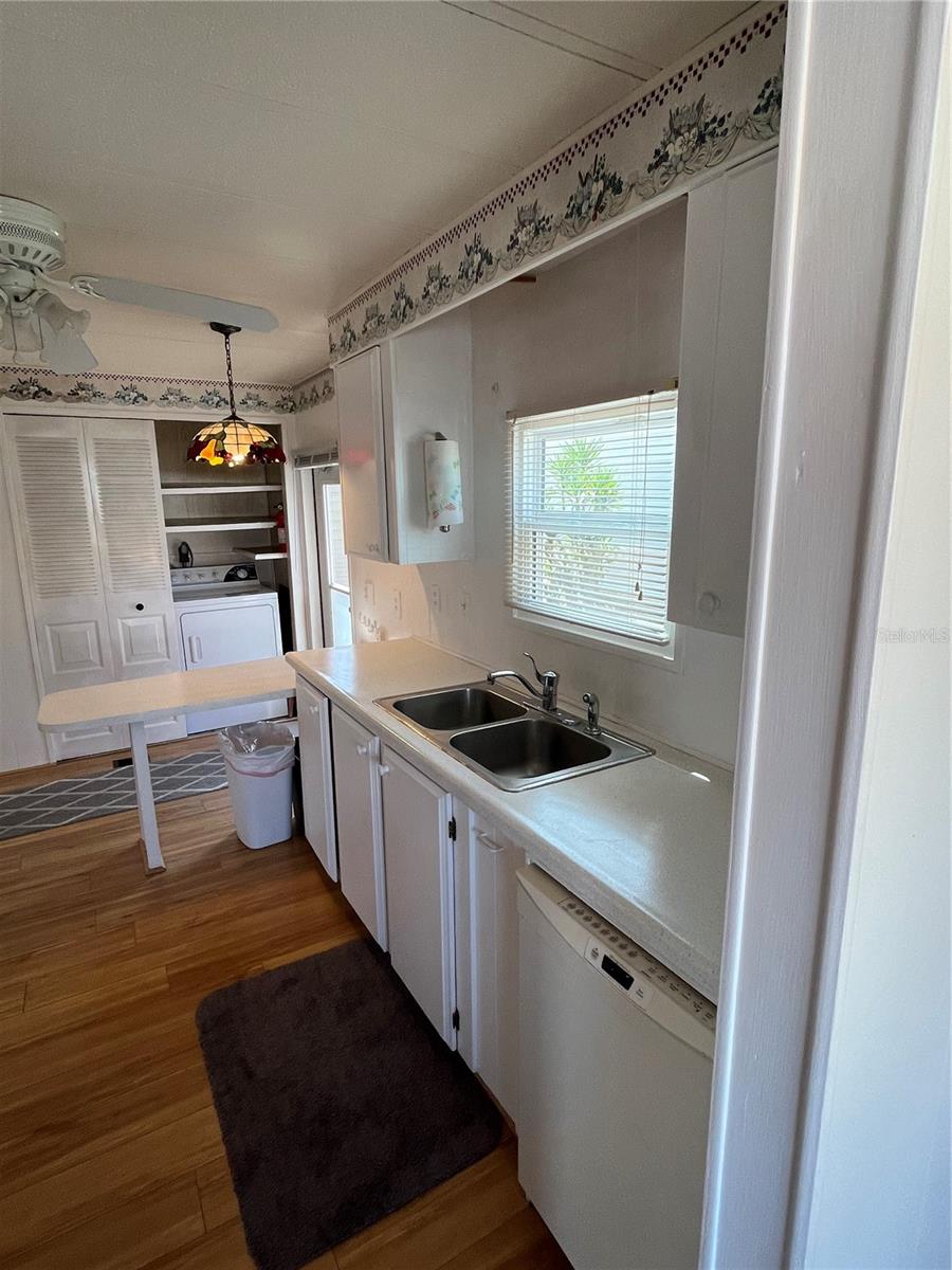 VENICE ISLE - Residential