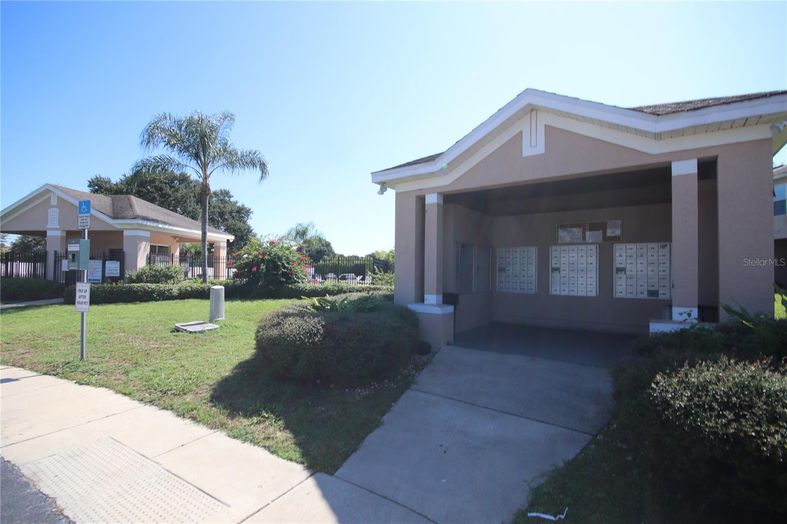 LAKEWOOD RIDGE TWNHMS - Residential Lease