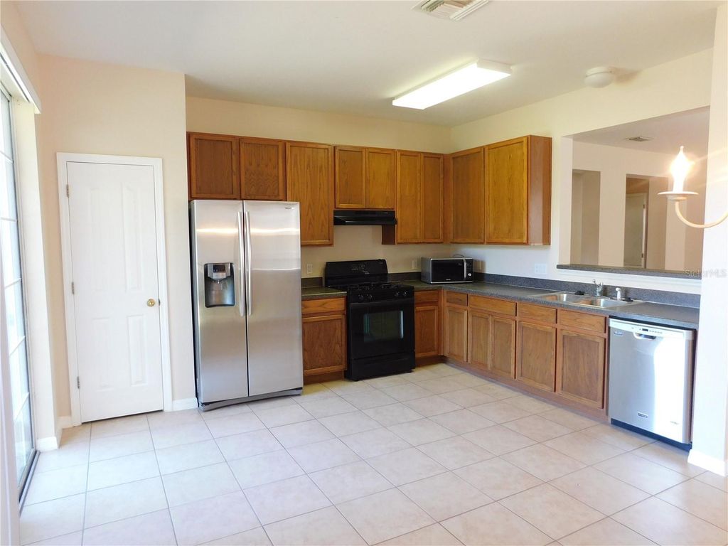 Photo of 6624 Waterton Drive, Riverview, FL 33578 (MLS # TB8437292)
