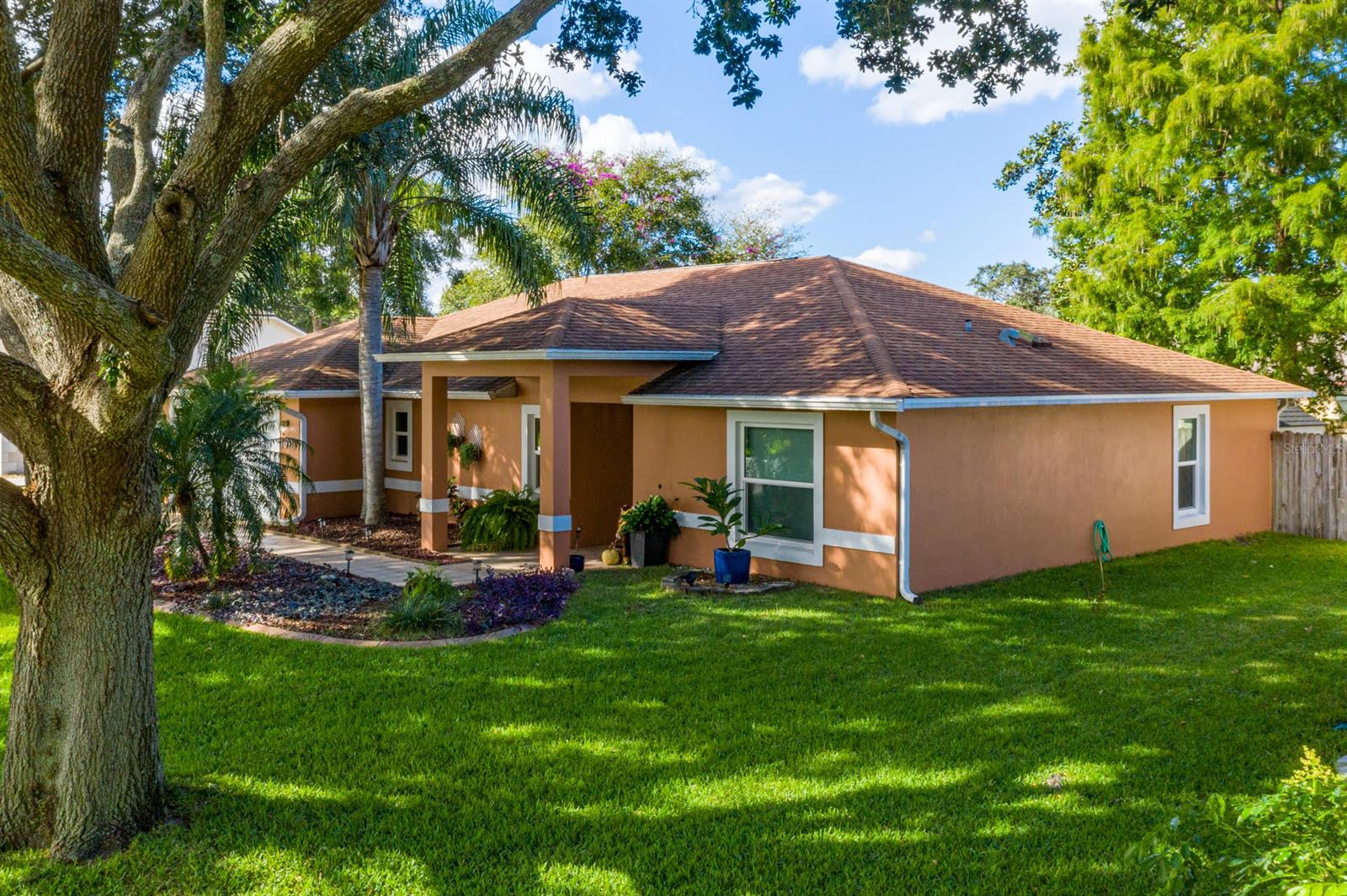 Azalea Pointe - Residential