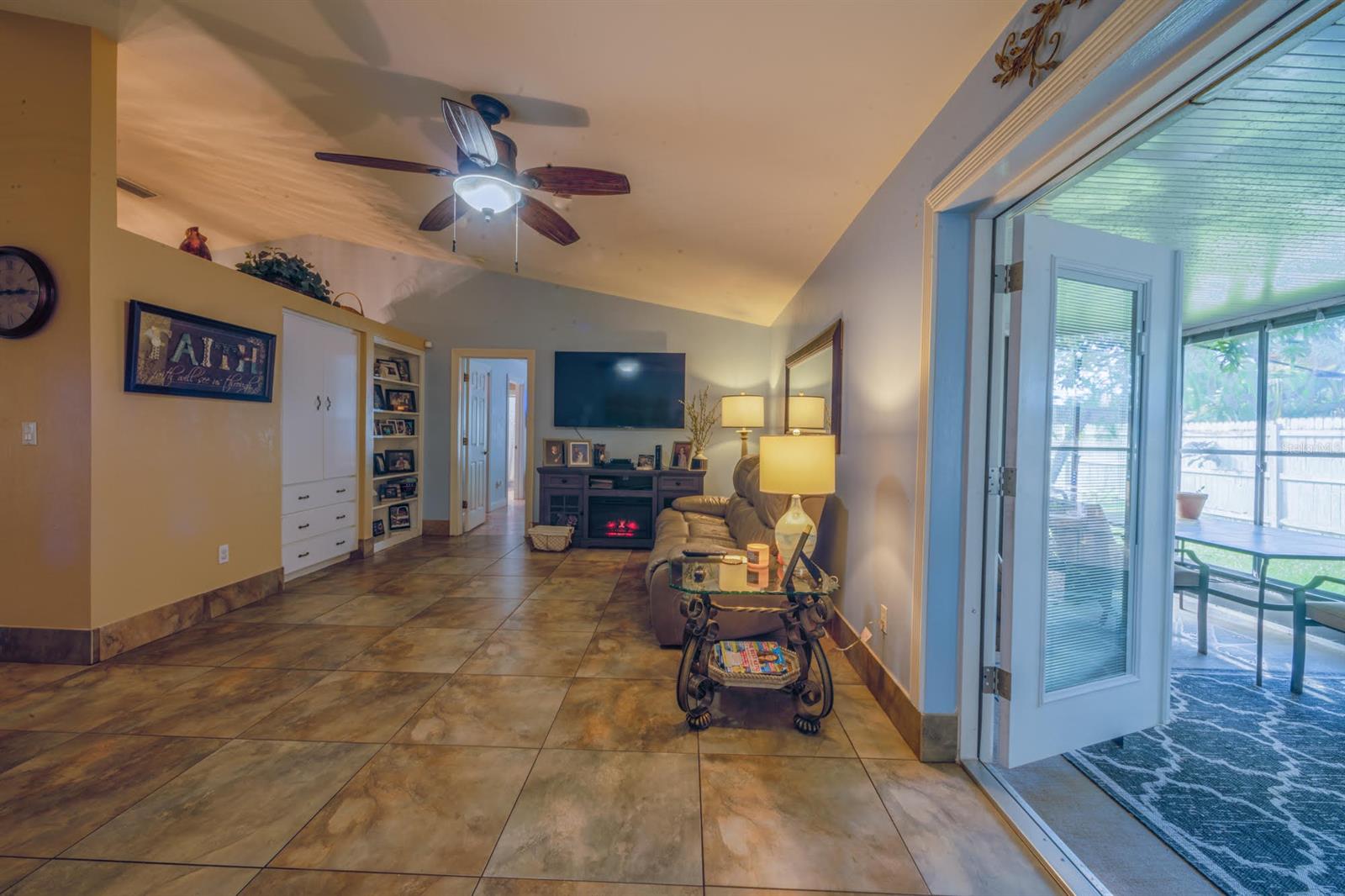 Azalea Pointe - Residential