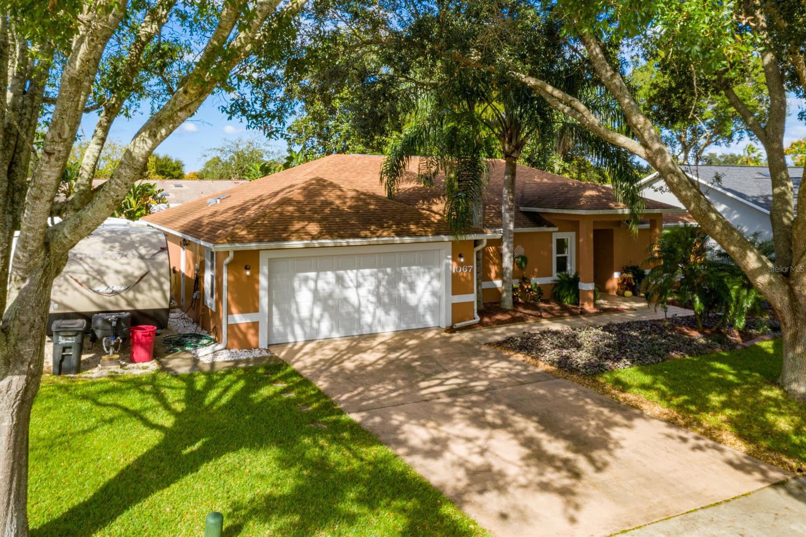 Azalea Pointe - Residential