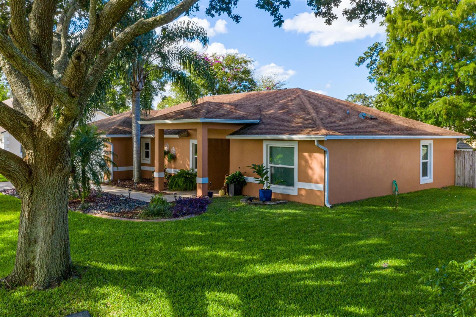 Azalea Pointe - Residential