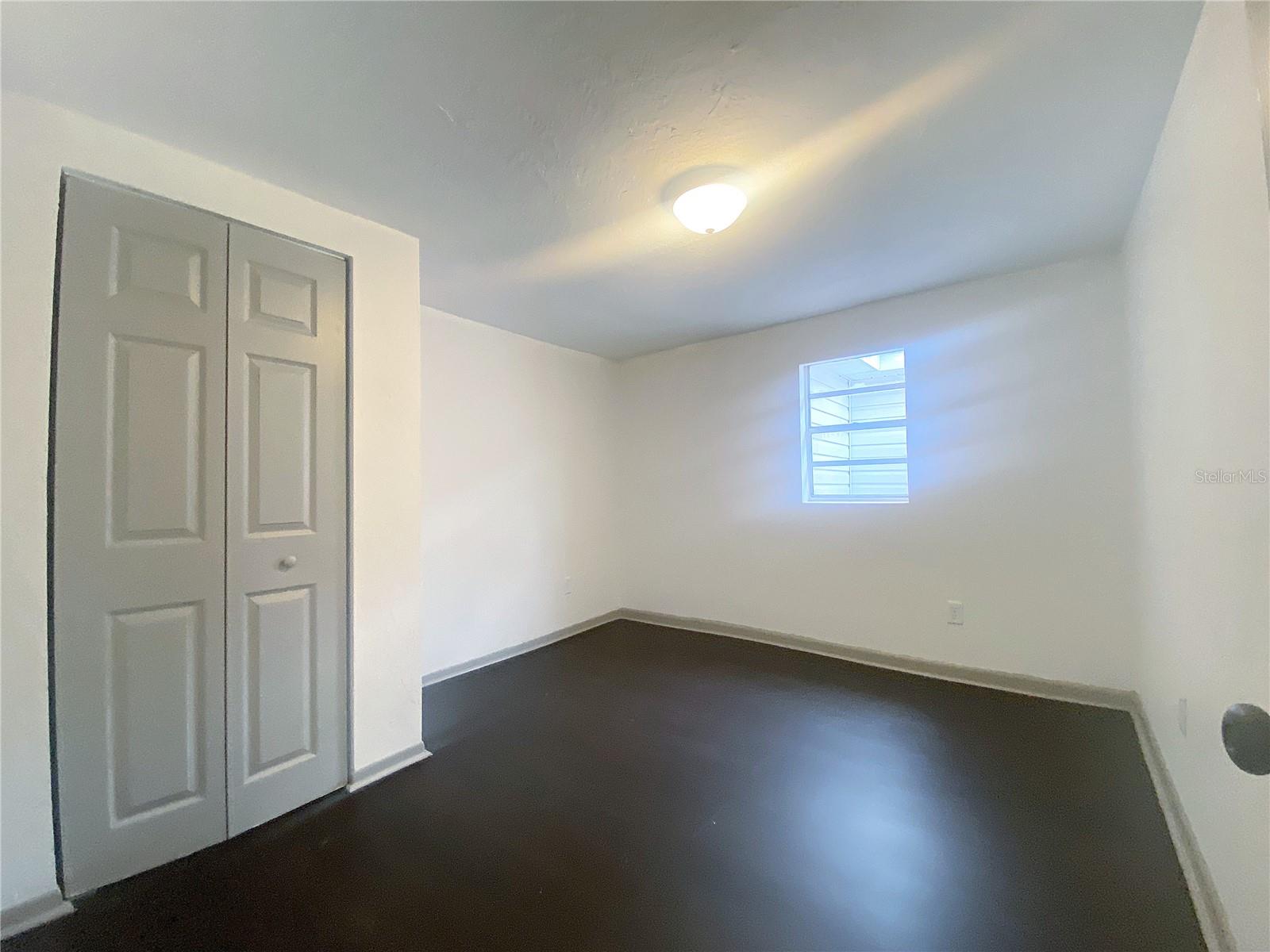 ROOSEVELT MANOR - Residential Lease