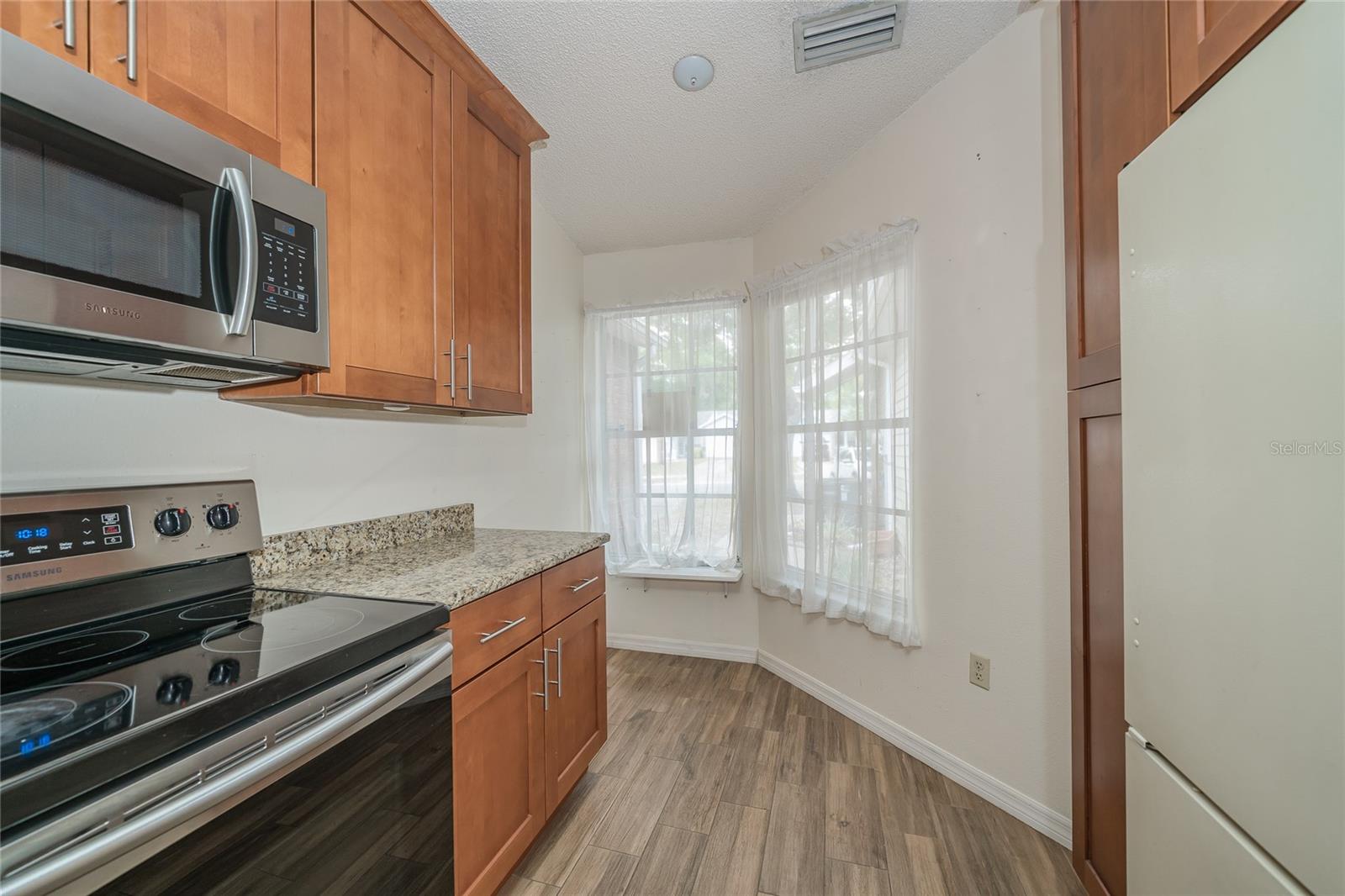 VILLAS OF BEACON GROVES - Residential