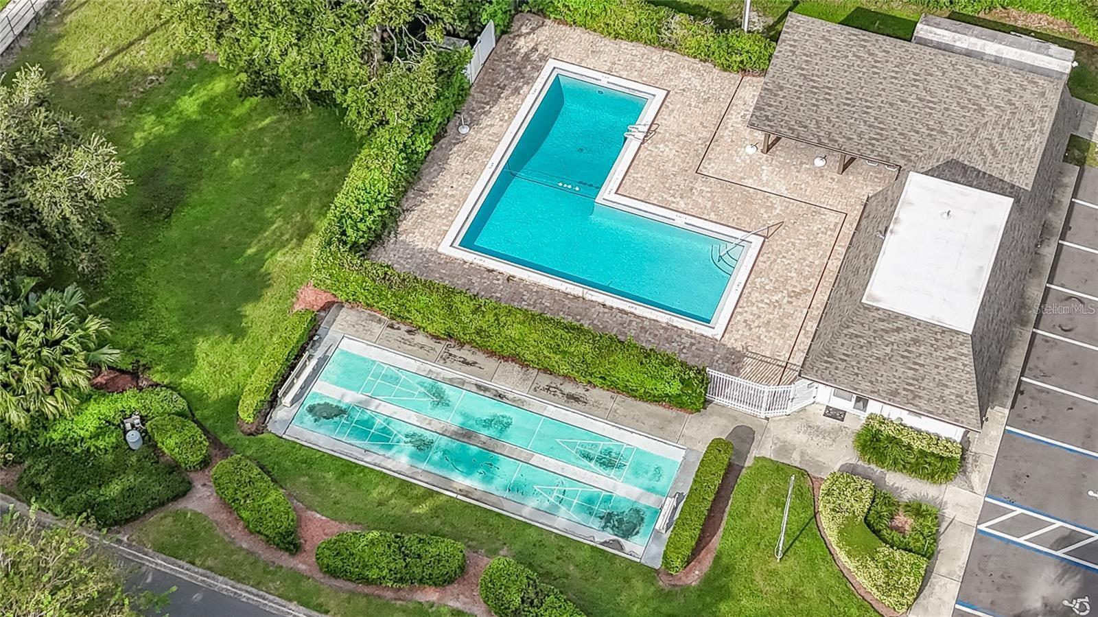 VILLAS OF BEACON GROVES - Residential