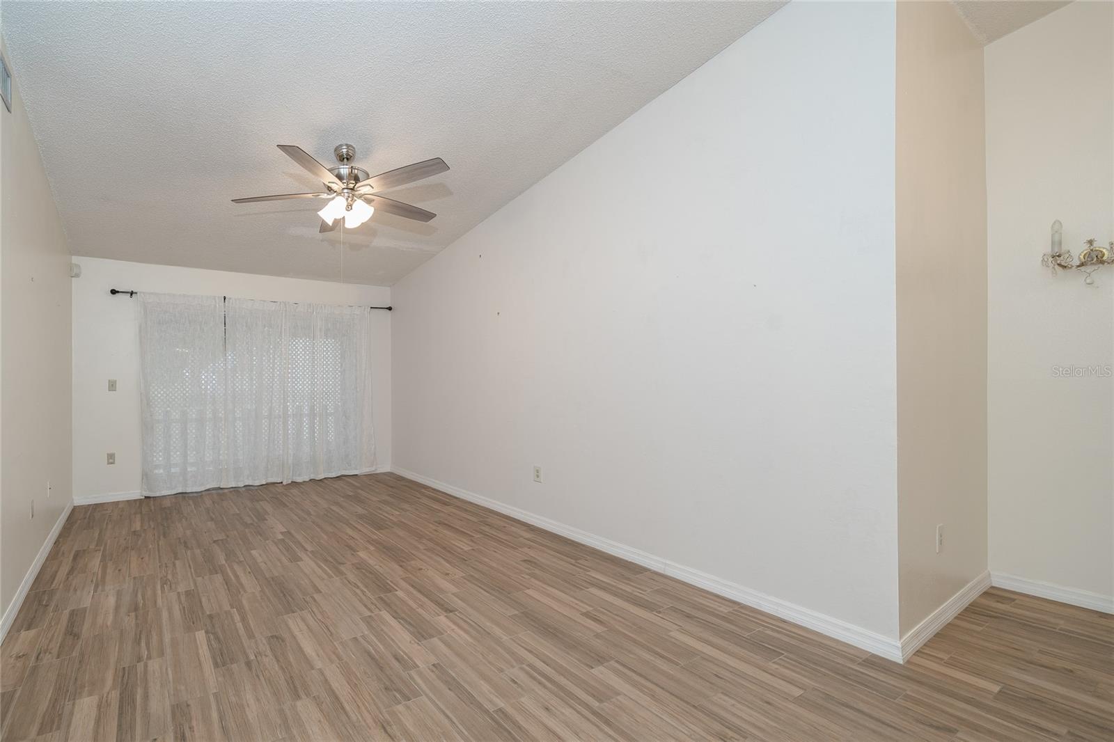 VILLAS OF BEACON GROVES - Residential
