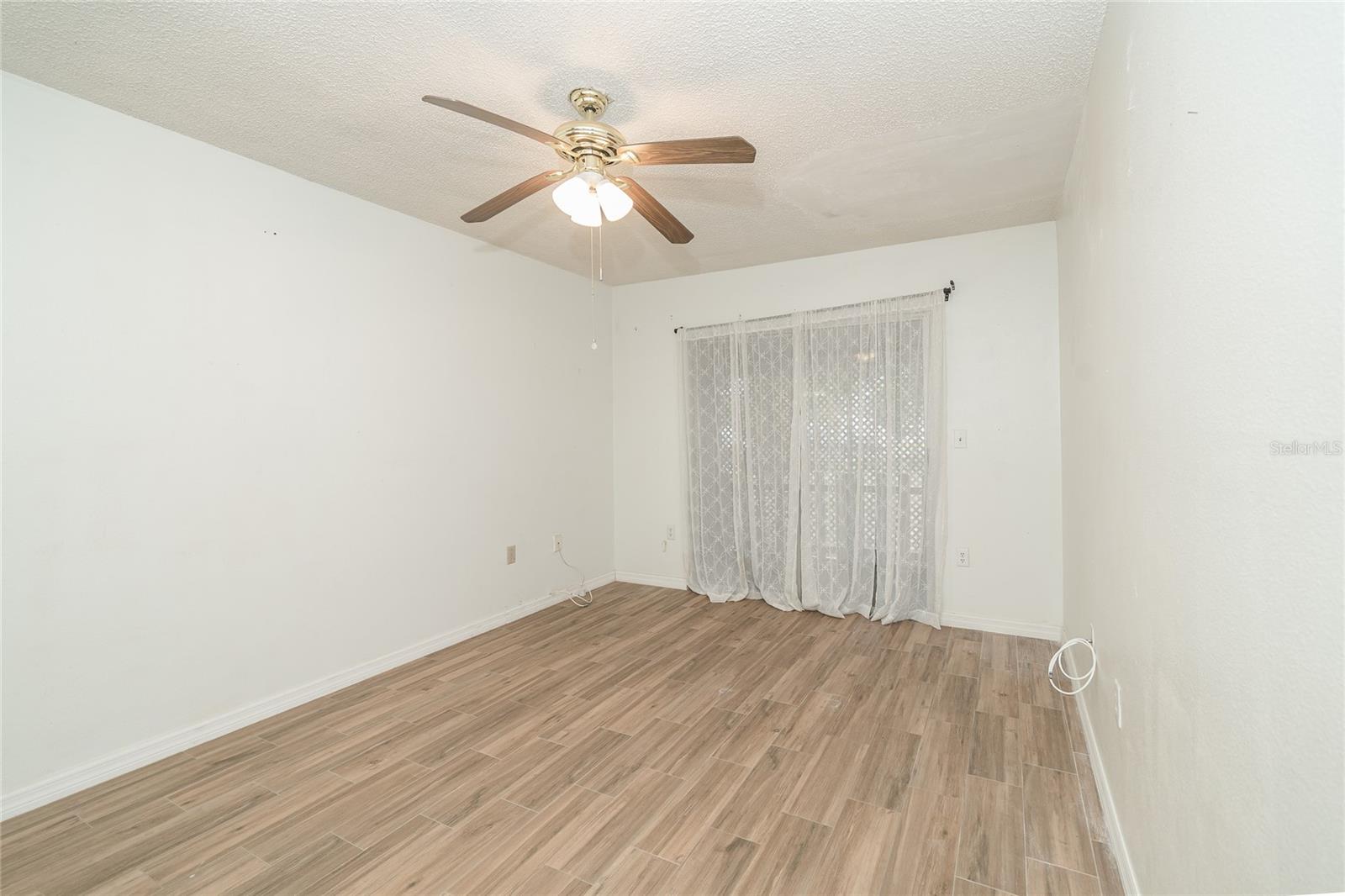 VILLAS OF BEACON GROVES - Residential