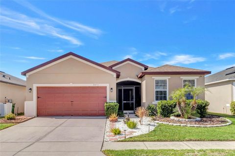 A home in WINTER HAVEN