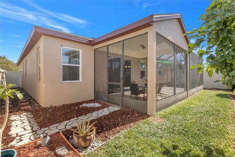 A home in WINTER HAVEN