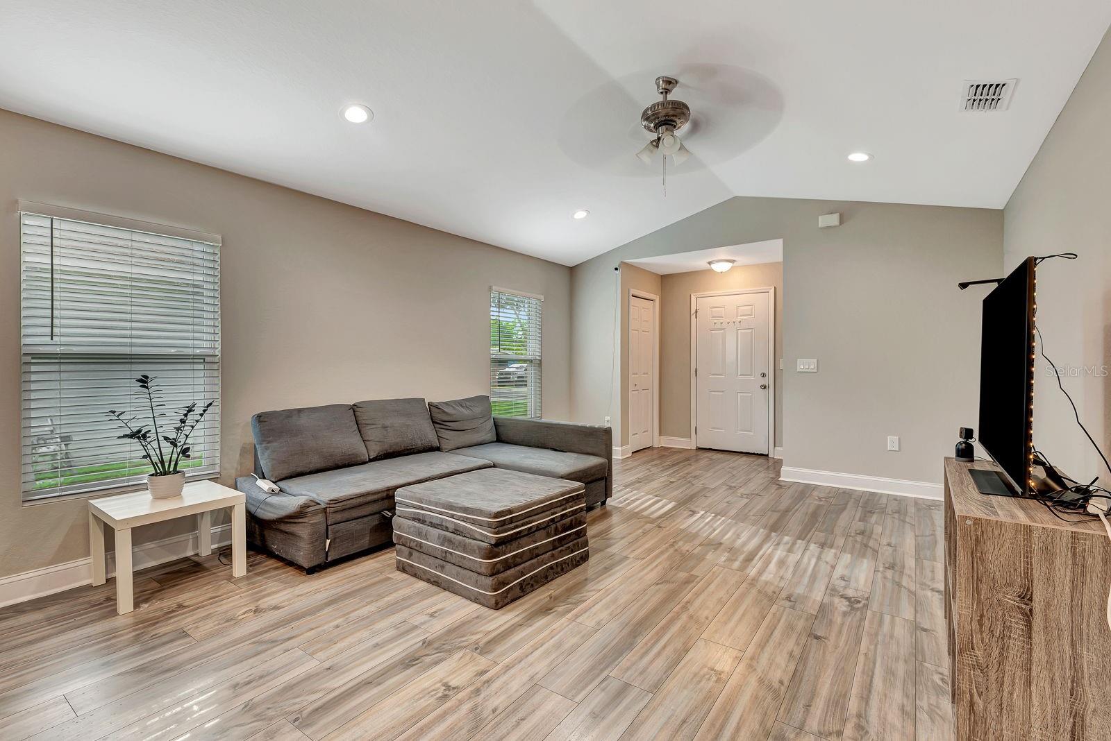 OVEIDA HEIGHTS - Residential