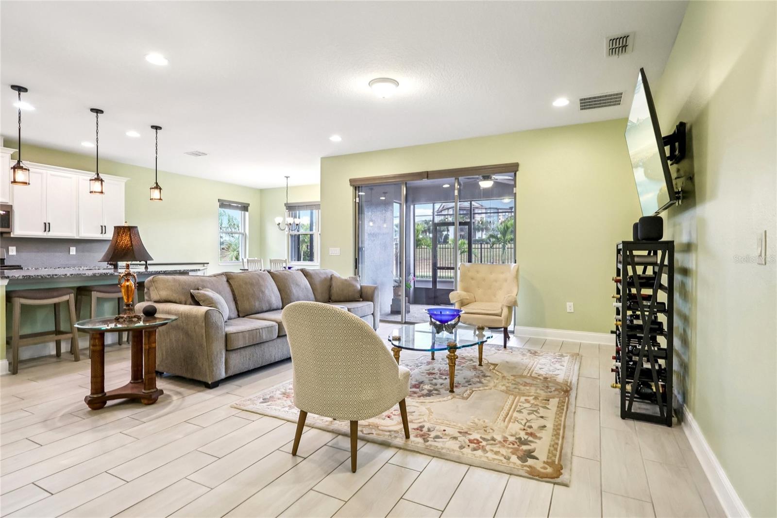 2393 PANORAMIC CIRCLE