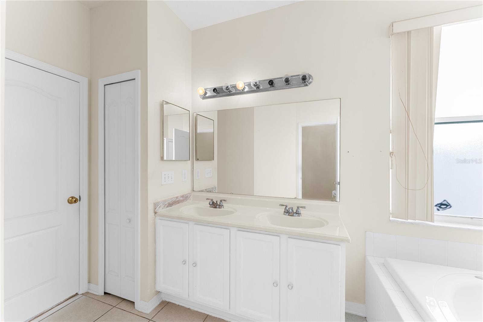 CROSS CREEK PRCL K PH 2B - Residential