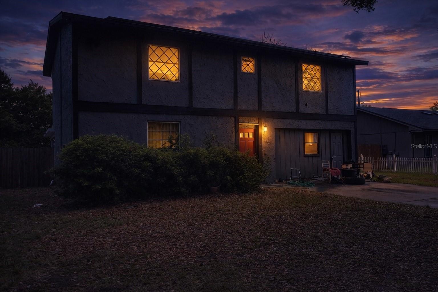 OAKCREST-516 - Residential