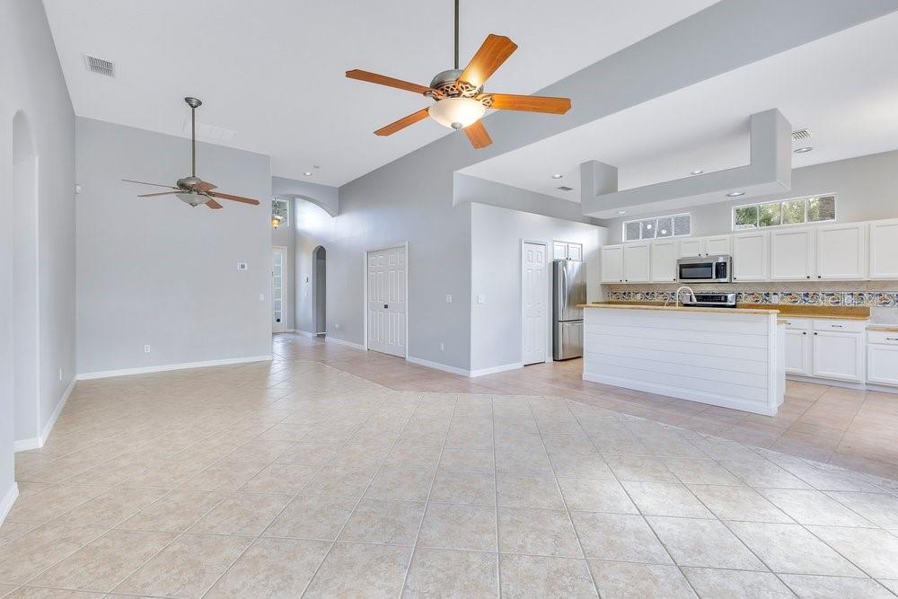 RIVER OAKS 01 CONDO - Residential