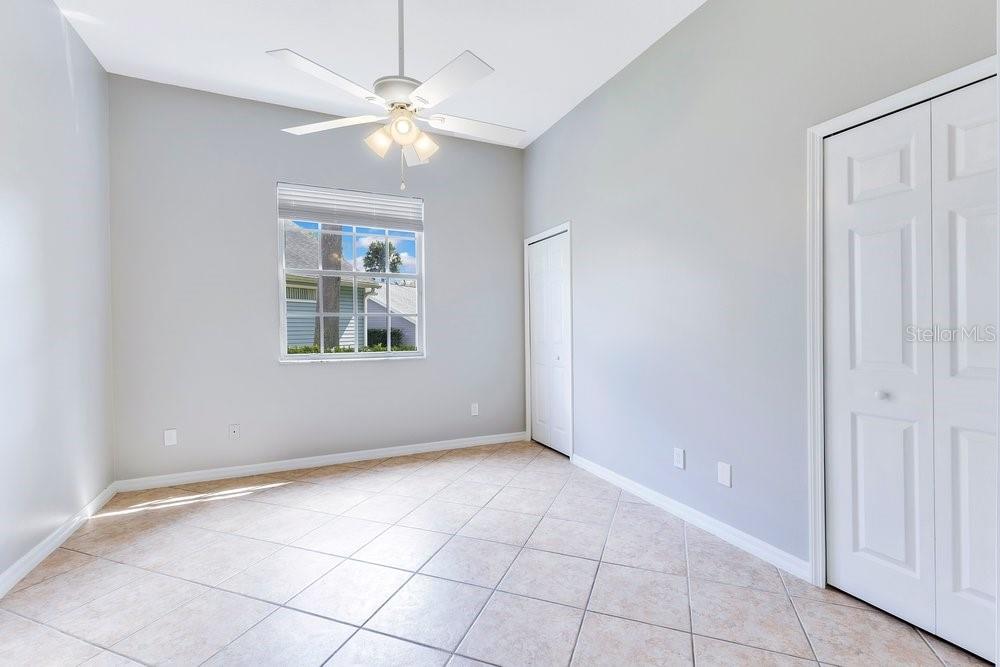 RIVER OAKS 01 CONDO - Residential