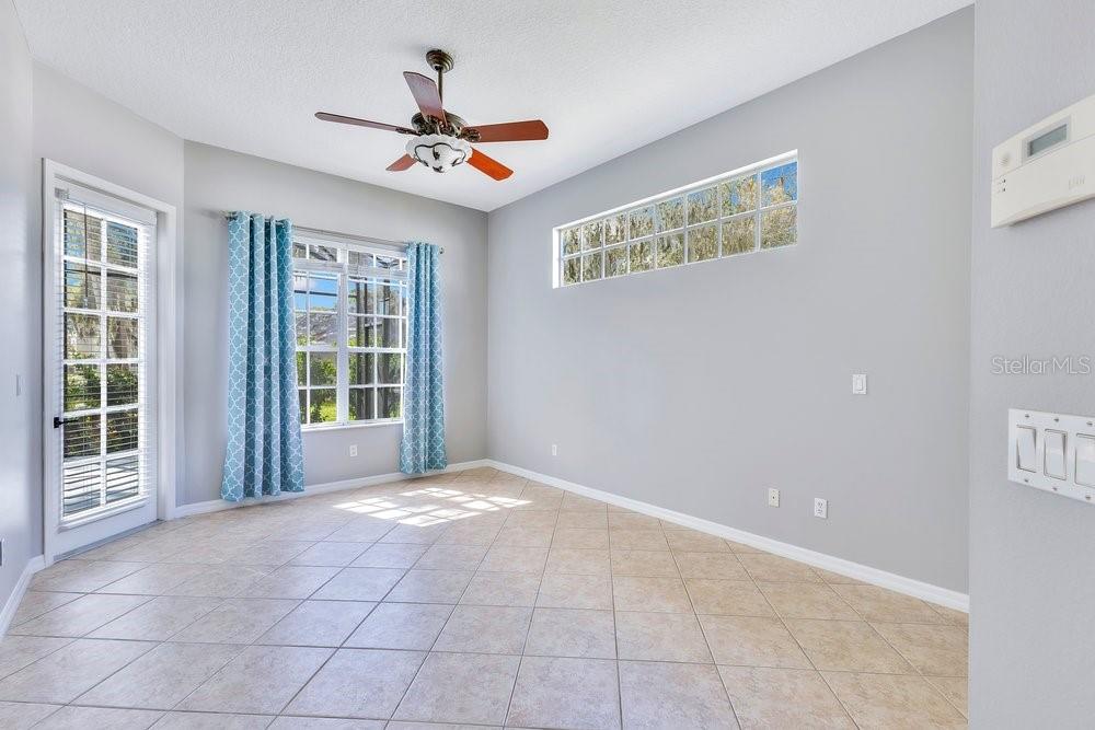 RIVER OAKS 01 CONDO - Residential