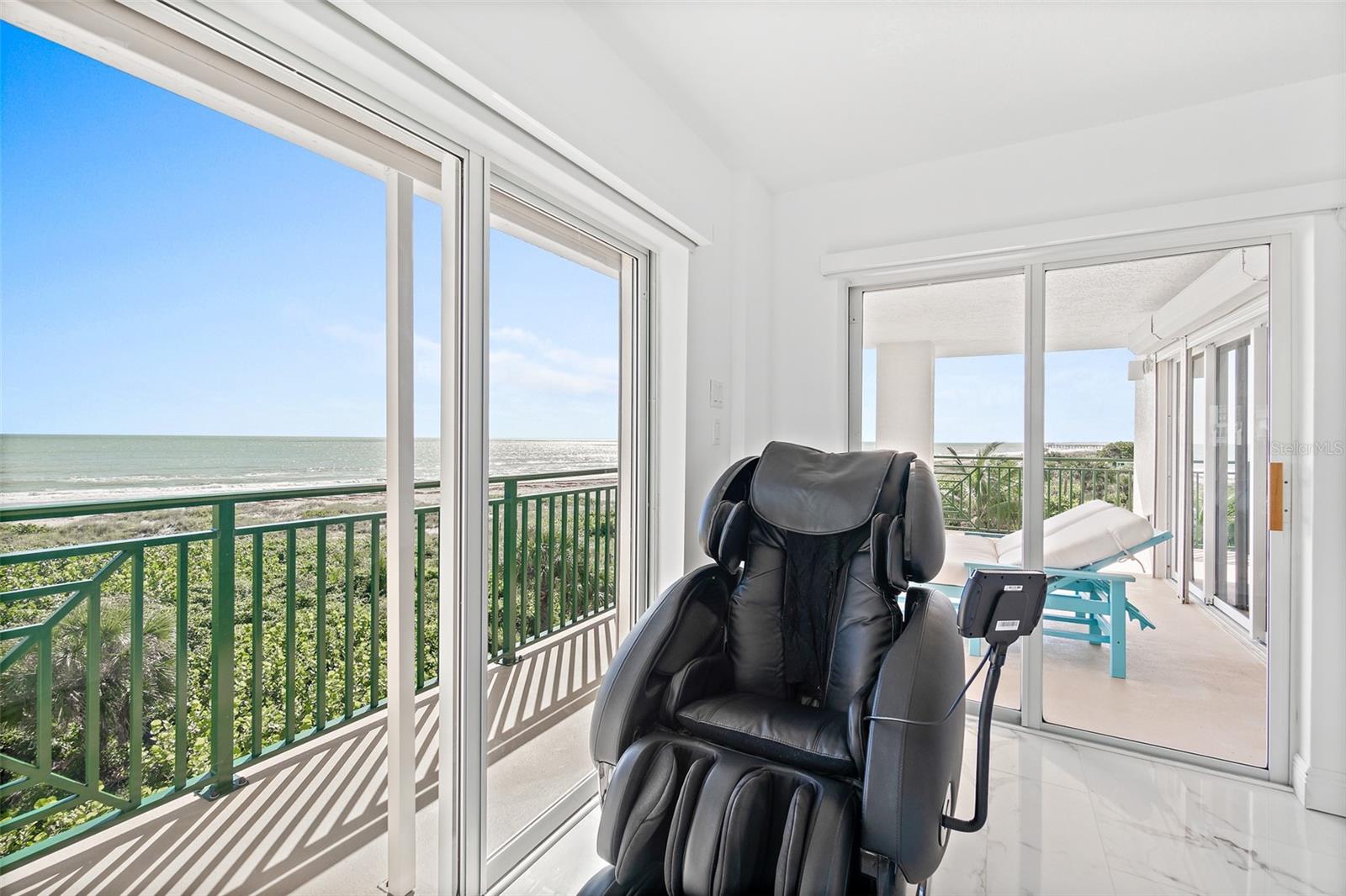 AVON BY SEA - Residential