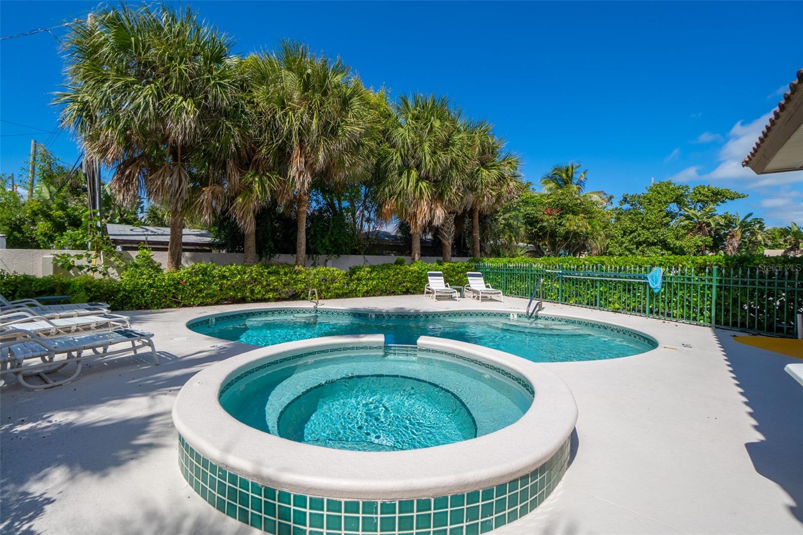 AVON BY SEA - Residential