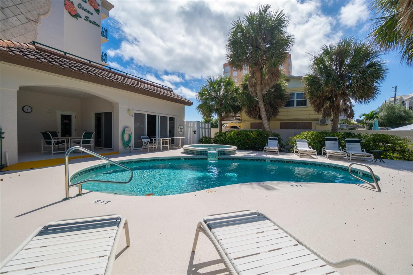 AVON BY SEA - Residential