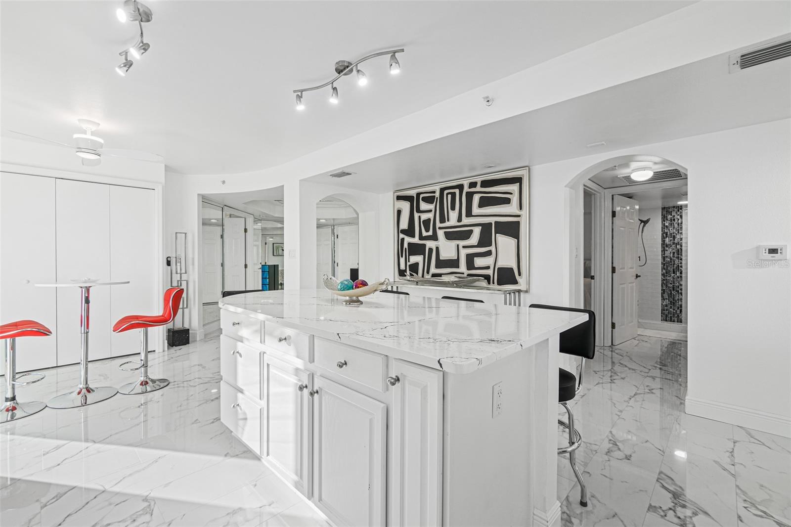 AVON BY SEA - Residential