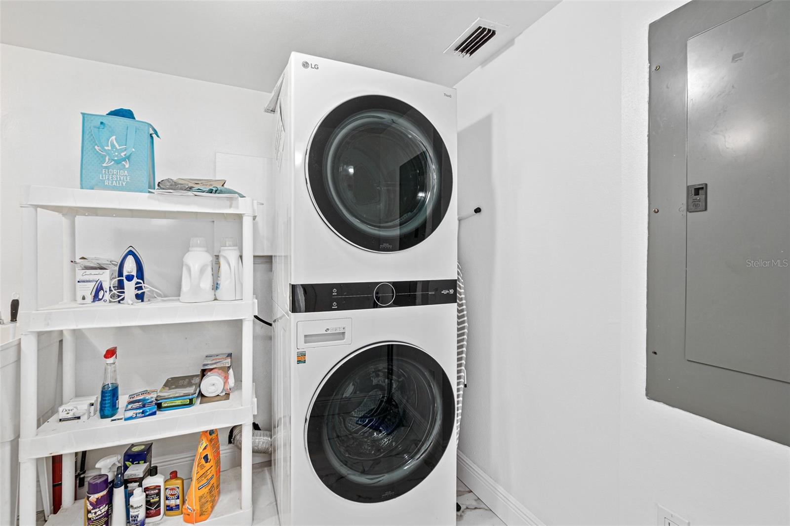 AVON BY SEA - Residential