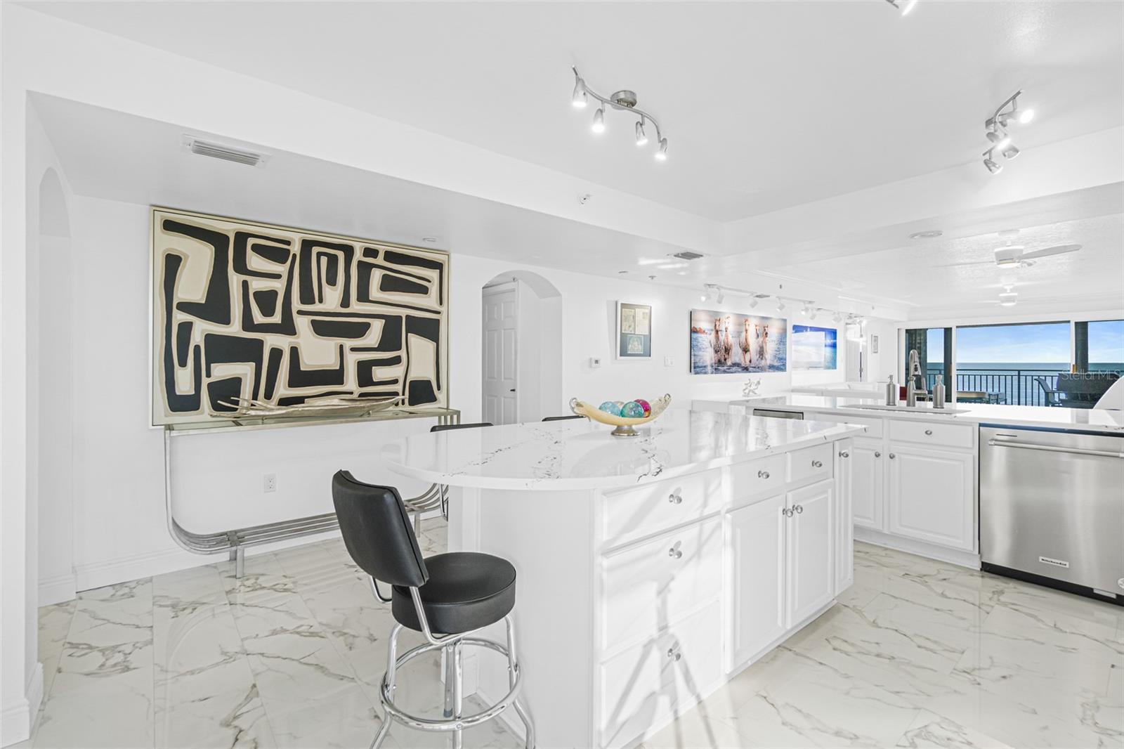 AVON BY SEA - Residential