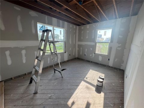 Tiny photo for 1821 Us Highway 441, Leesburg, FL 34748 (MLS # G5092943)