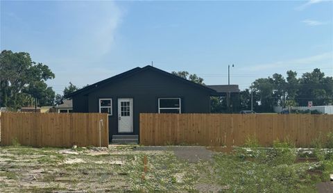 Tiny photo for 1821 Us Highway 441, Leesburg, FL 34748 (MLS # G5092943)