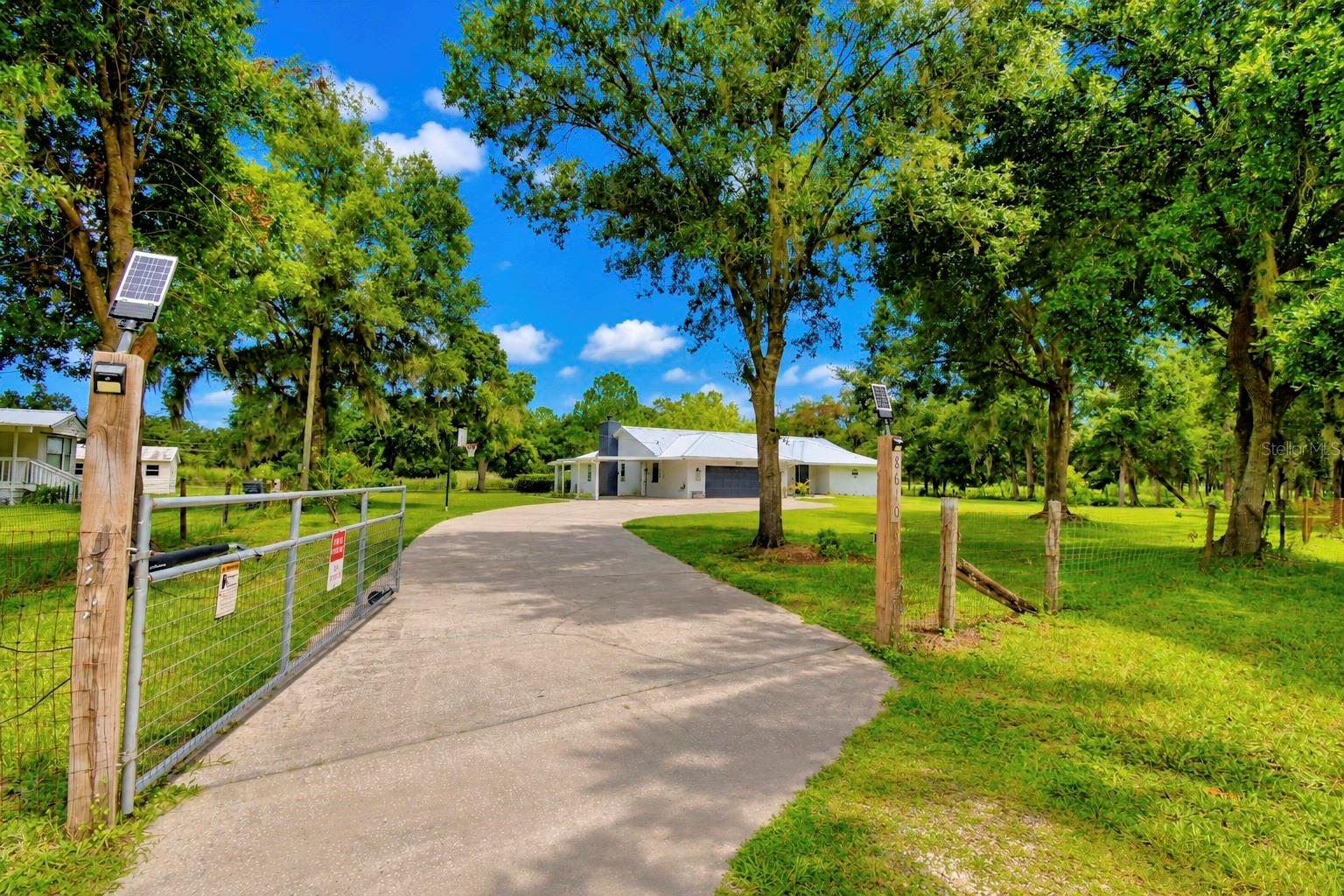 8610 STATE ROAD 33 N