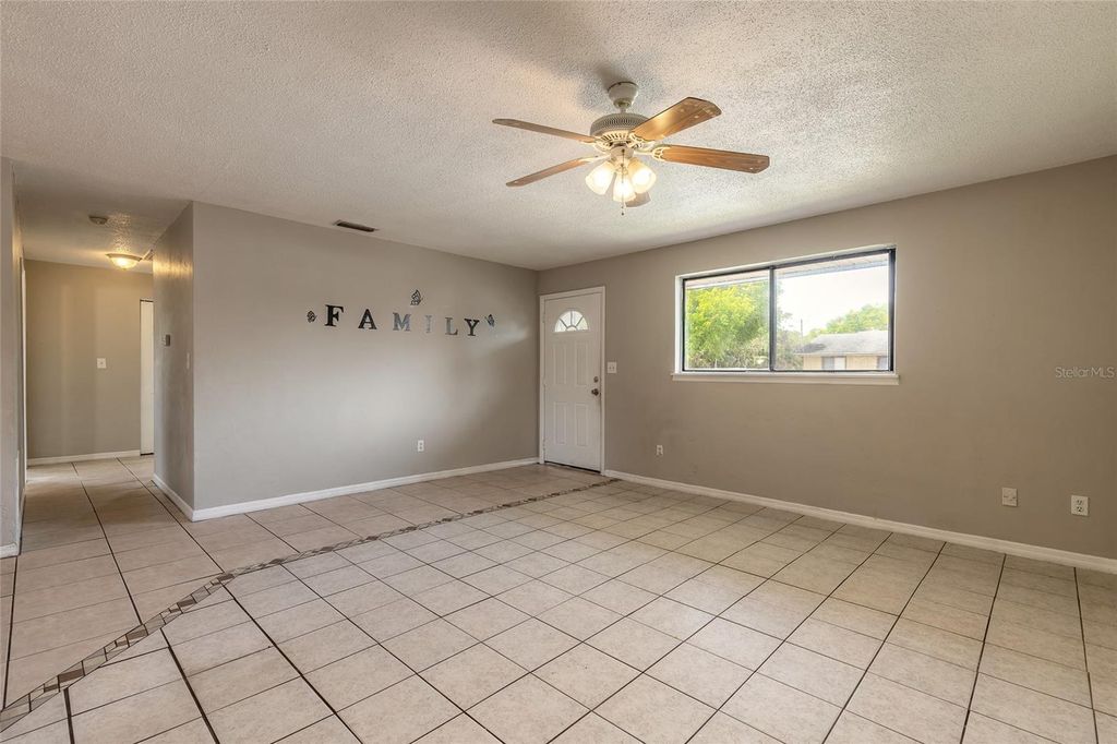 Photo of 632 Lpga Boulevard #B, Daytona Beach, FL 32117 (MLS # V4948782)