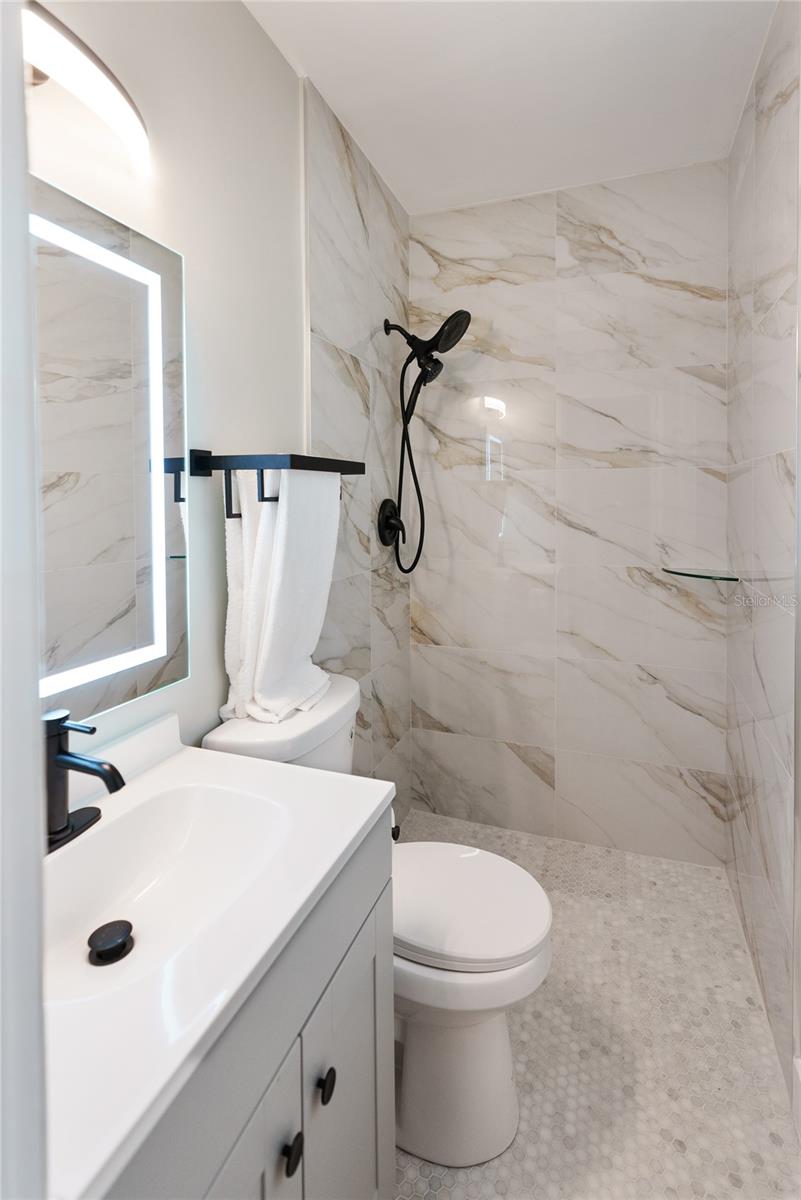 BAY HAVEN - Residential Lease