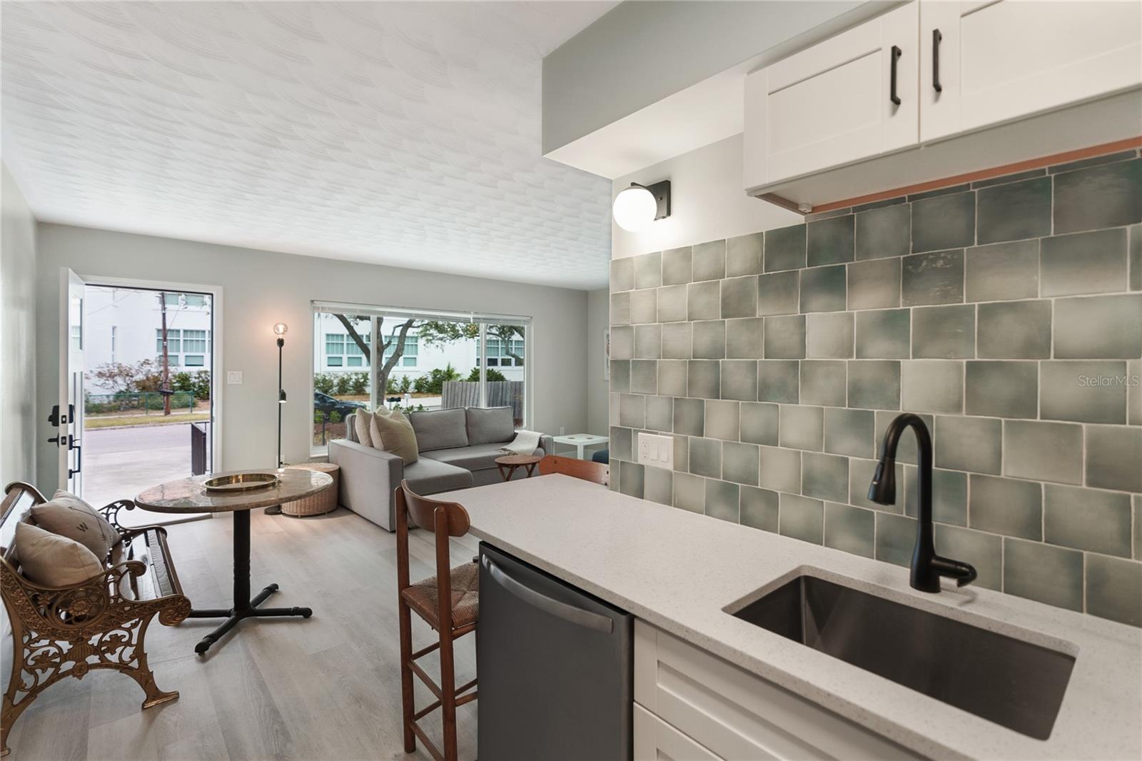 BAY HAVEN - Residential Lease