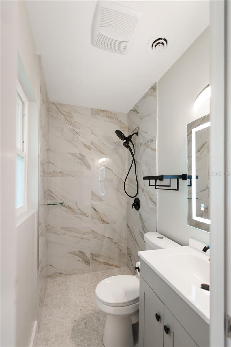 BAY HAVEN - Residential Lease