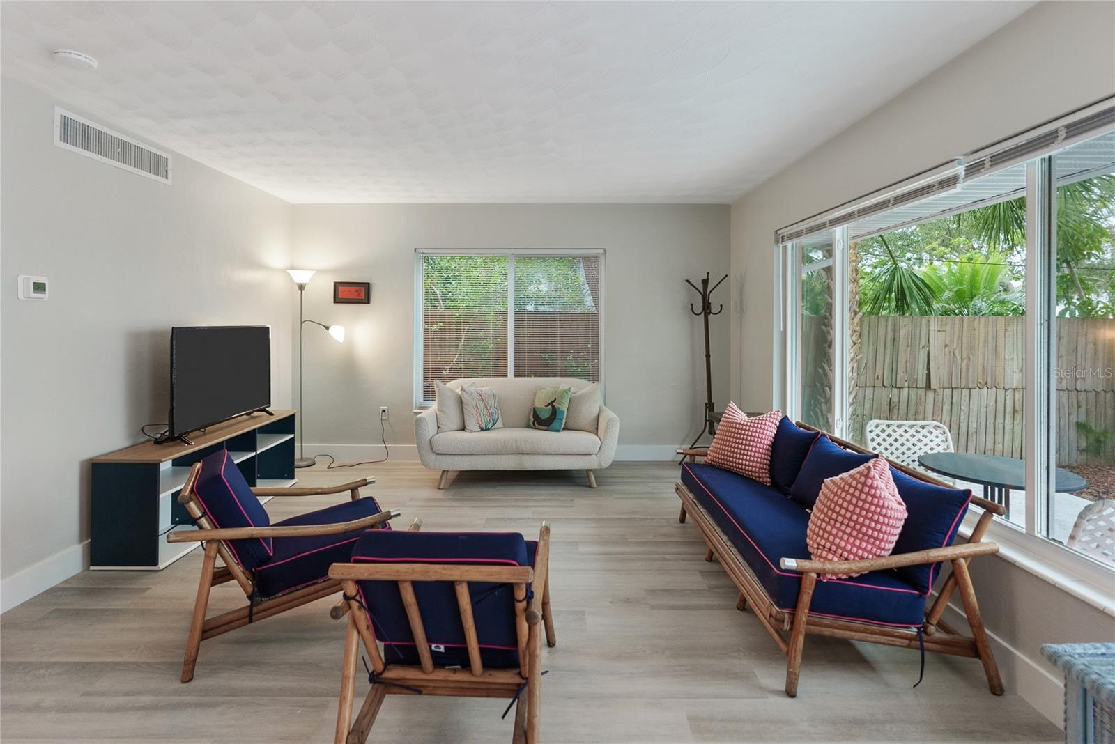 BAY HAVEN - Residential Lease
