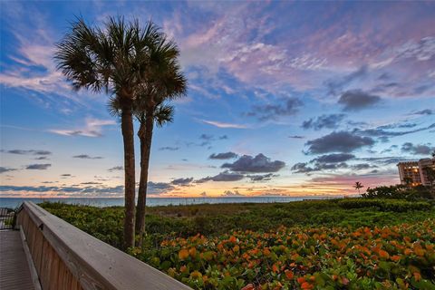 A home in LONGBOAT KEY