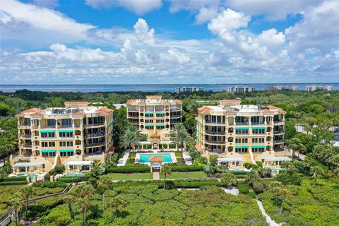 A home in LONGBOAT KEY