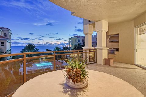 A home in LONGBOAT KEY