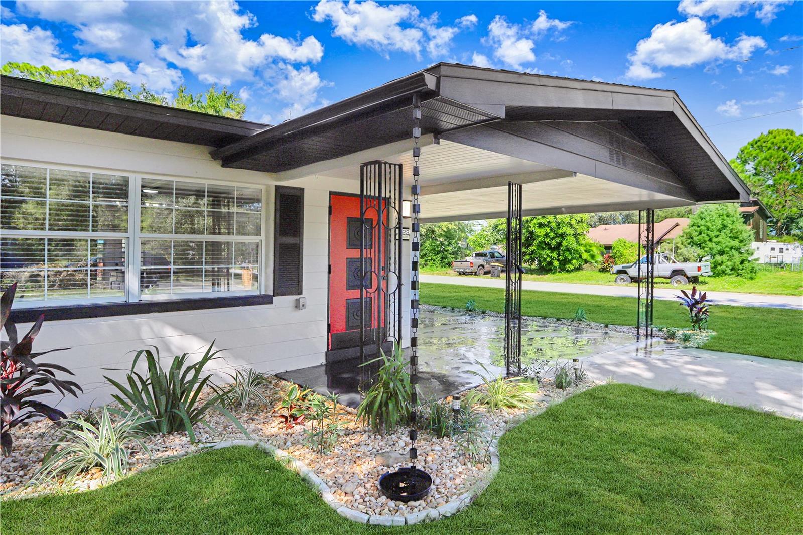 223 PINEHURST DRIVE