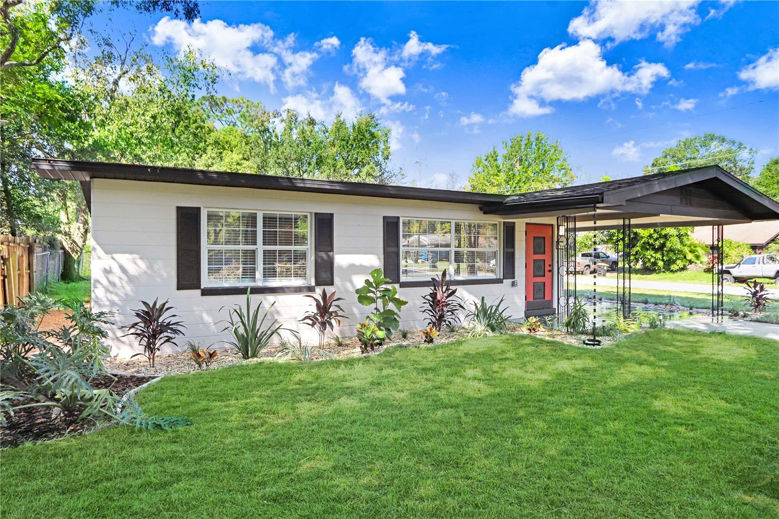 223 PINEHURST DRIVE