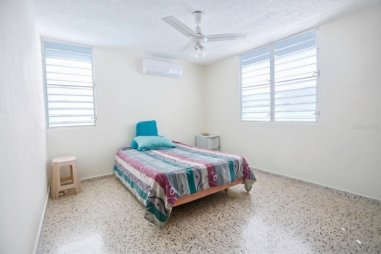 URB COCO BEACH - Residential